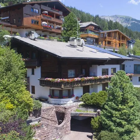 Apartments Meisules St. Ulrich in Gröden Exterior foto